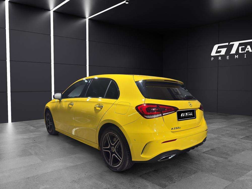 Mercedes-Benz Clase A 250e AMG 2022 amarillo - foto 5