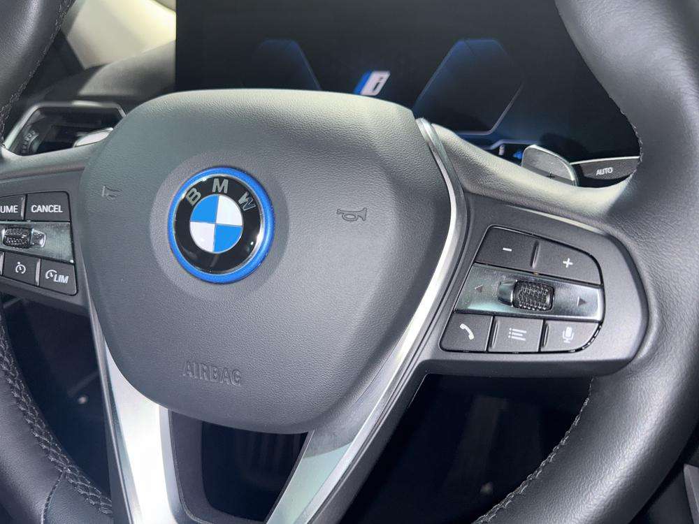 BMW Serie 3 320e 2024 gris - foto 12