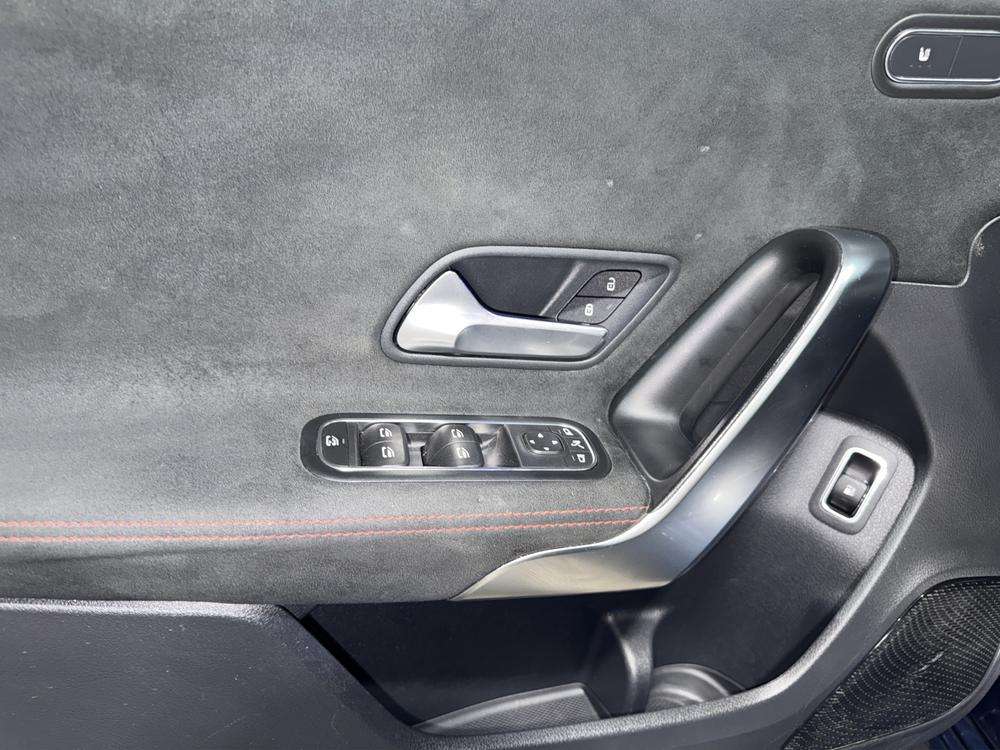 Mercedes-Benz Clase A 250e AMG 2022 azul denim - foto 15
