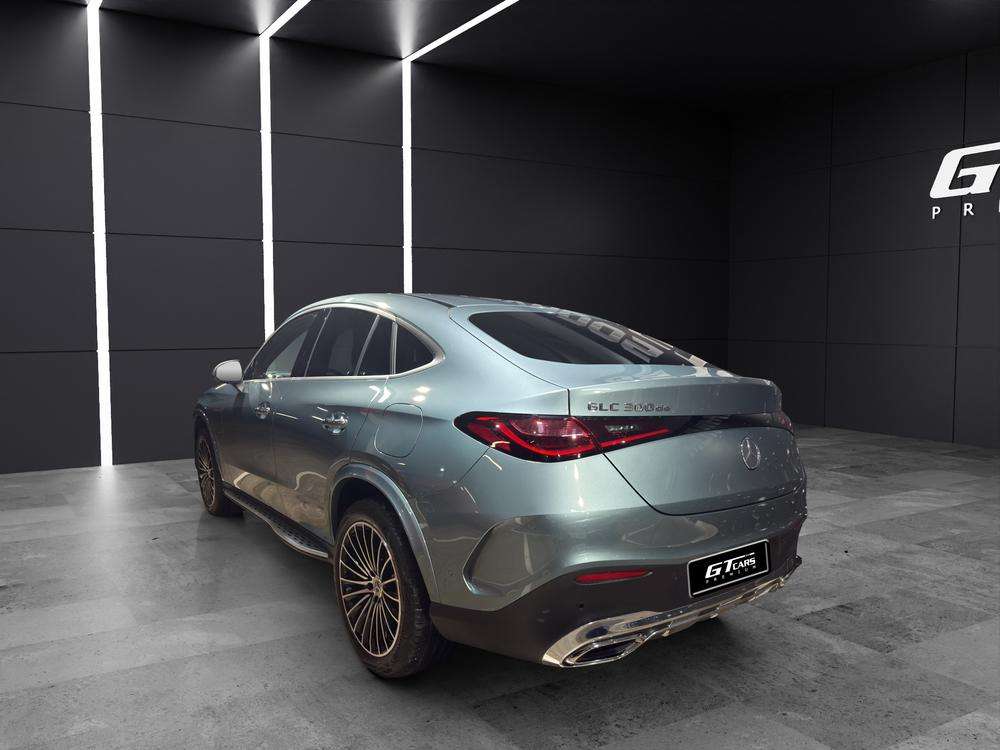 Mercedes-Benz GLC COUPE 300de AMG 4MATIC 2025 verde - foto 4