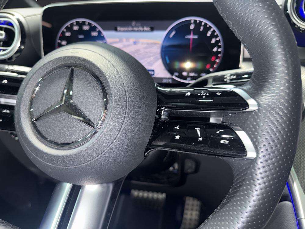 Mercedes-Benz GLC COUPE 300de AMG 4MATIC 2025 verde - foto 12