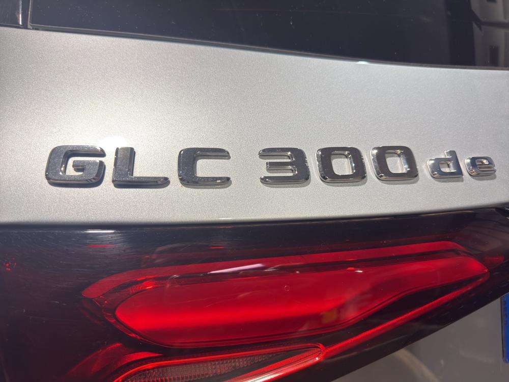 Mercedes-Benz GLC SUV 300de AMG 4MATIC 2024 plata - foto 8
