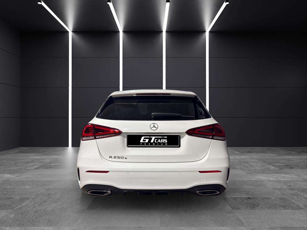 Mercedes-Benz Clase A 250e AMG 2023 blanco - foto 4