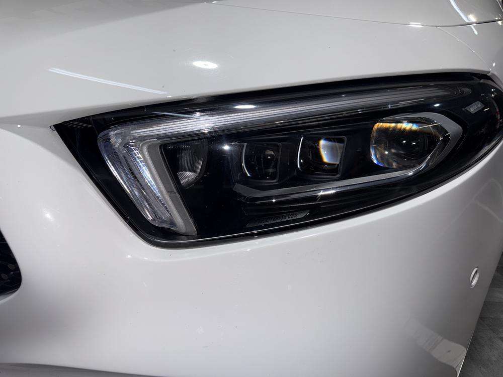 Mercedes-Benz Clase A 250e AMG 2023 blanco - foto 6