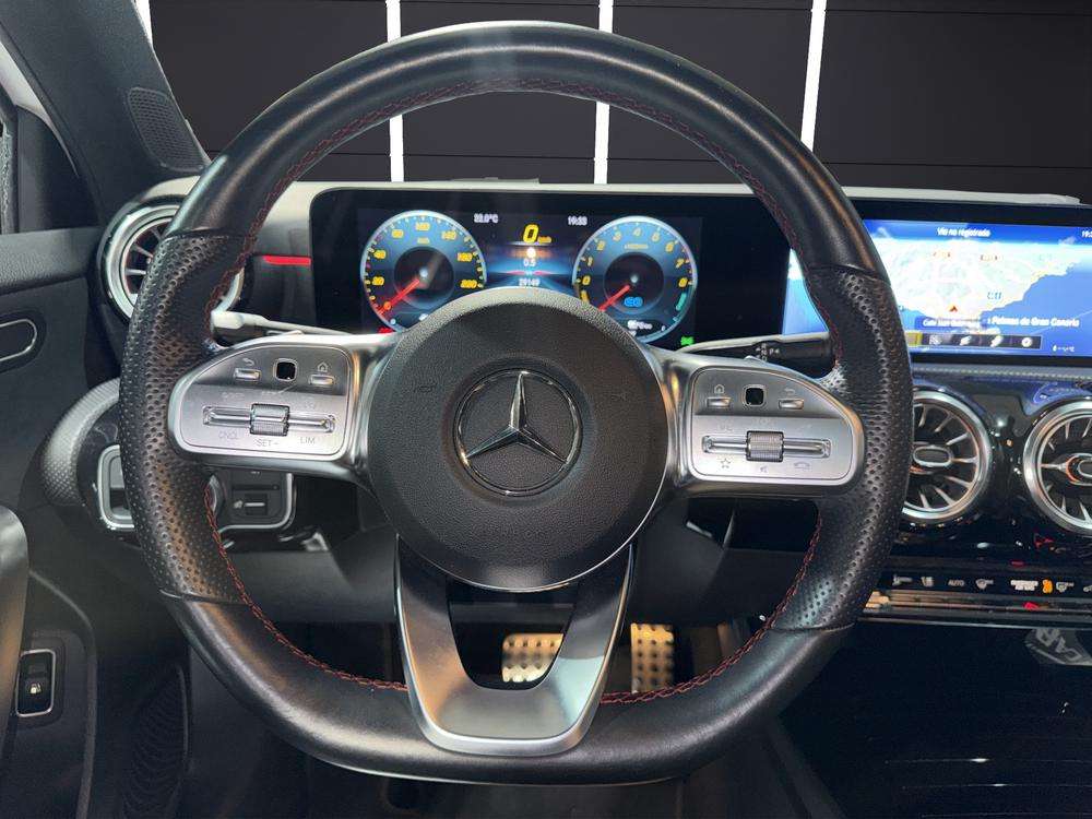 Mercedes-Benz Clase A 250e AMG 2023 blanco - foto 11