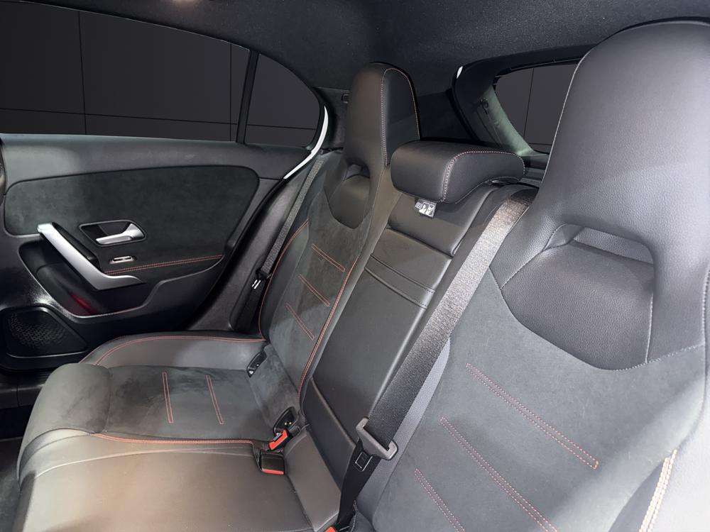 Mercedes-Benz Clase A 250e AMG 2023 blanco - foto 16