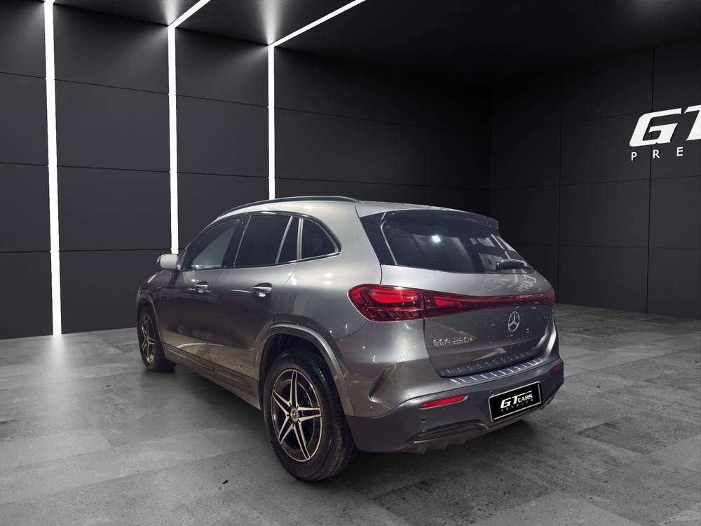 Mercedes-Benz EQA 250+ AMG 2025 gris - foto 3