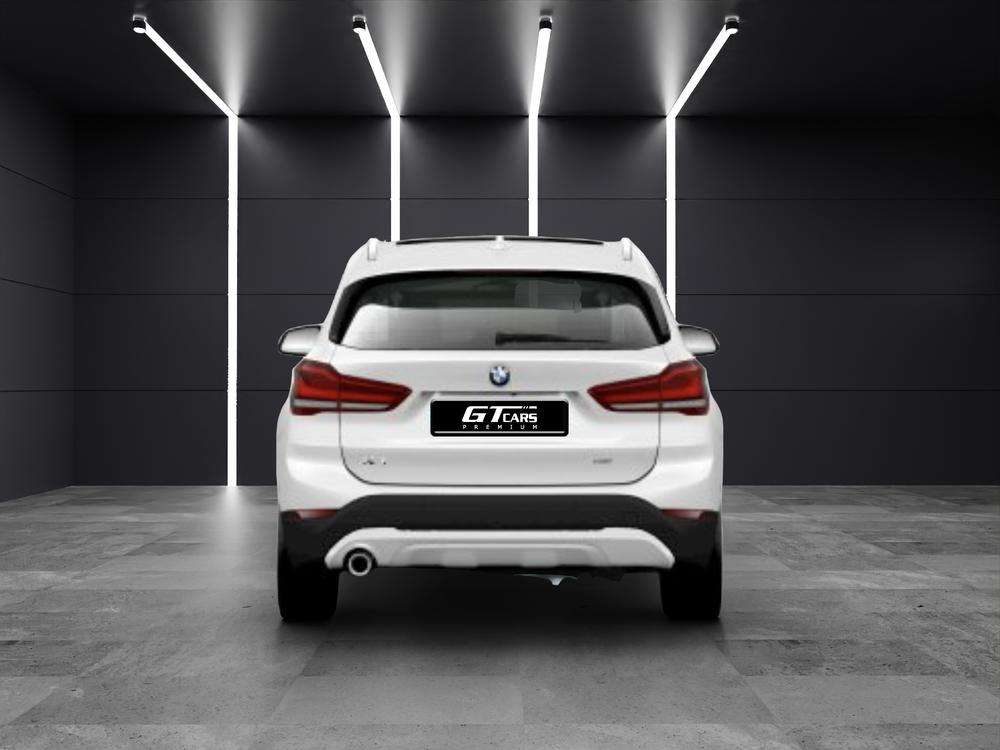 BMW X1 xDrive25e 2021 blanco - foto 4