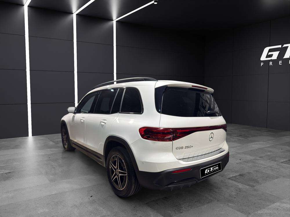 Mercedes-Benz EQB 250+ AMG 2025 blanco - foto 3