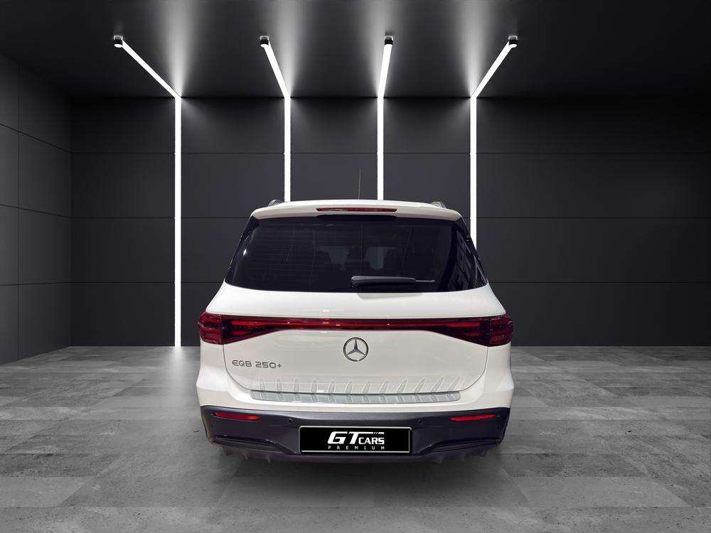 Mercedes-Benz EQB 250+ AMG 2025 blanco - foto 5