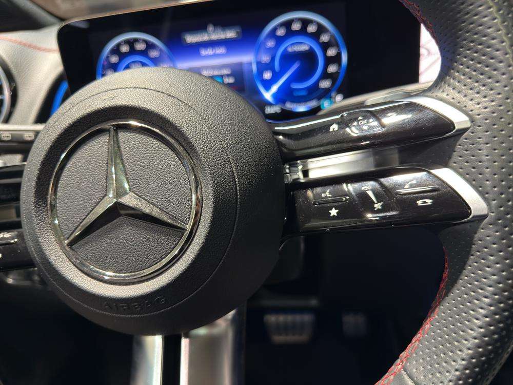 Mercedes-Benz EQB 250+ AMG 2025 blanco - foto 12