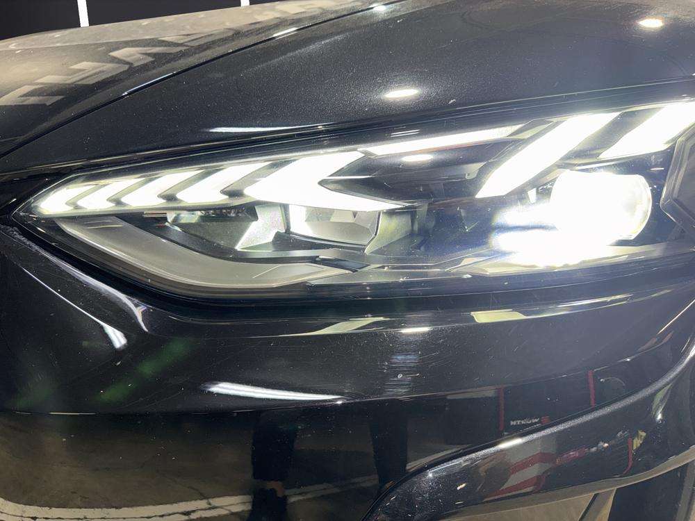 Audi E-tron GT 2022 negro - foto 6