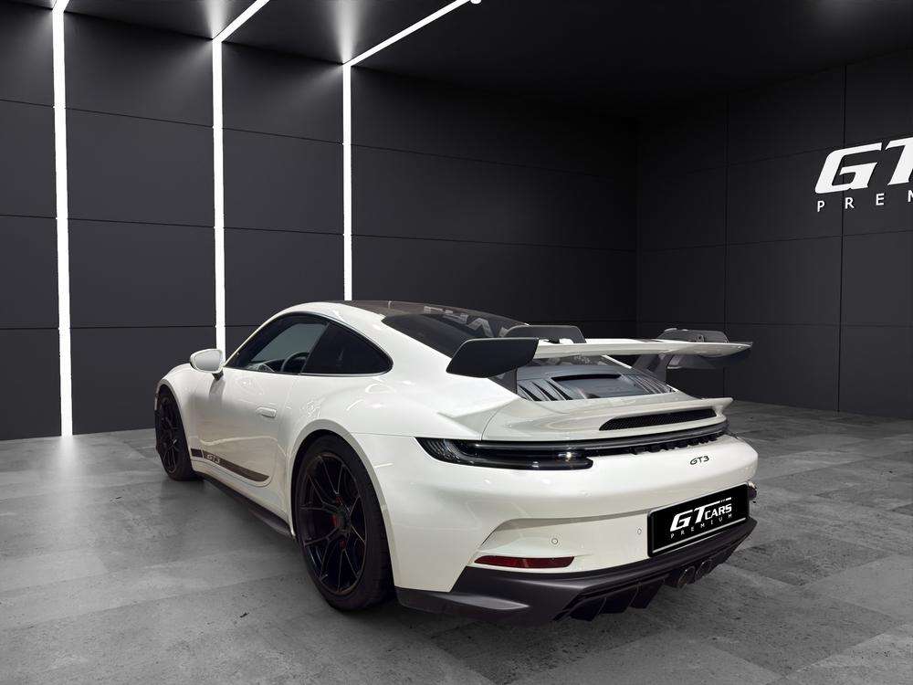 Porsche 911 GT3 2024 blanco - foto 3