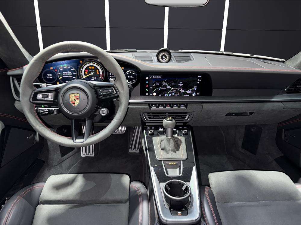 Porsche 911 GT3 2024 blanco - foto 9
