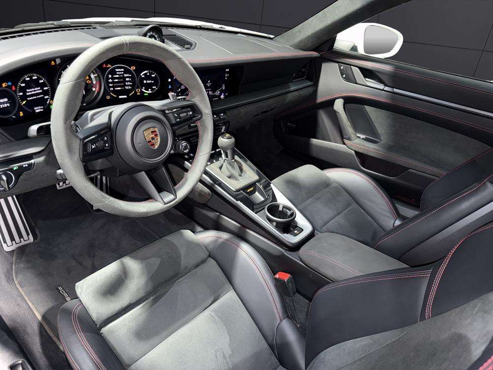 Porsche 911 GT3 2024 blanco - foto 10