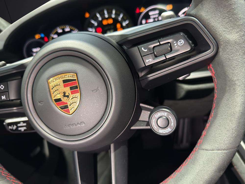 Porsche 911 GT3 2024 blanco - foto 12