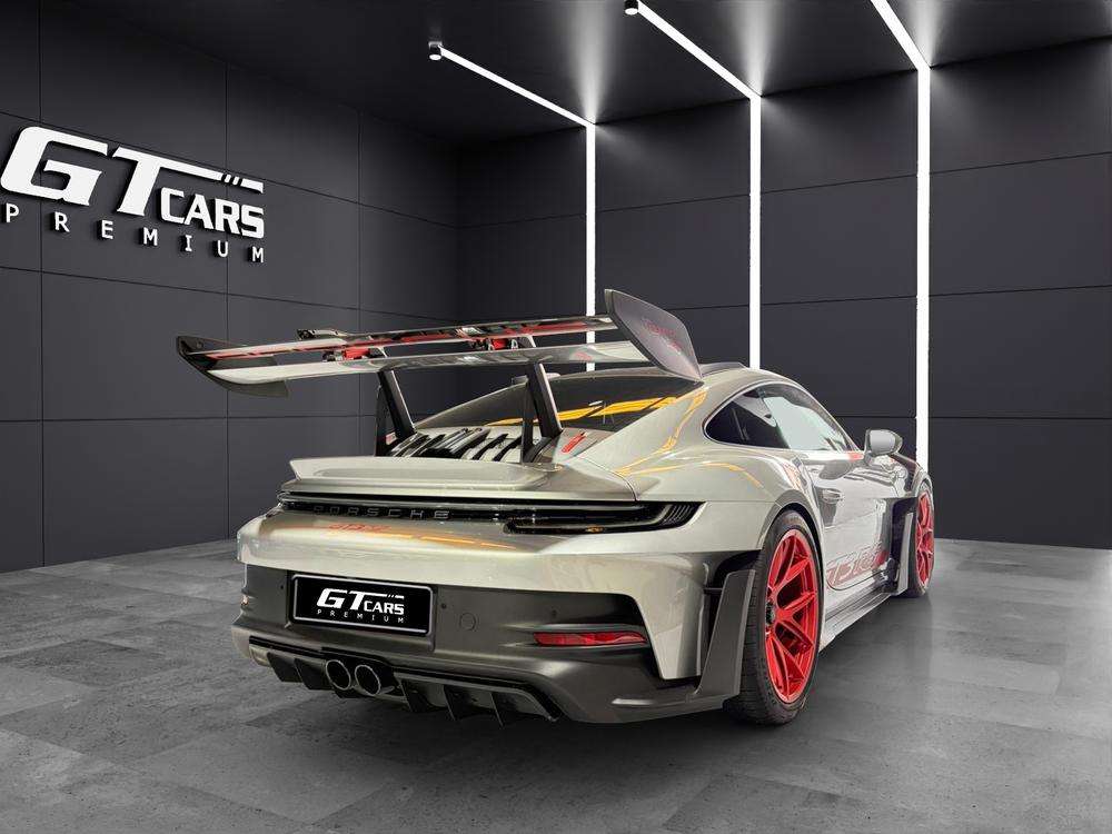 Porsche 911 GT3 RS 2025 plata - foto 3