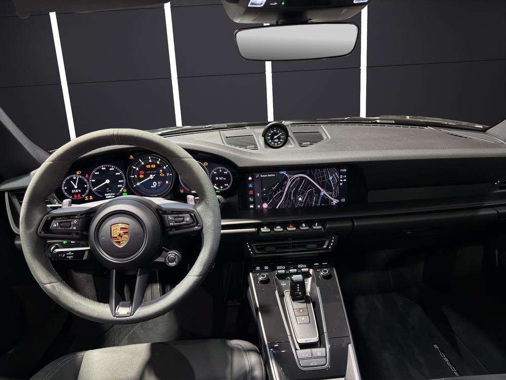 Porsche 911 Carrera 4 GTS Coupé 2022 negro - foto 11