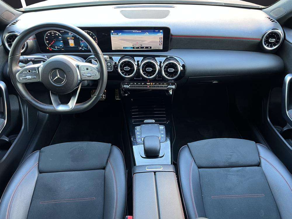 Mercedes-Benz Clase A 200 AMG 2022 negro - foto 8