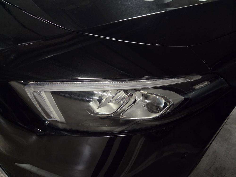 Mercedes-Benz Clase A 200 AMG 2022 negro - foto 4