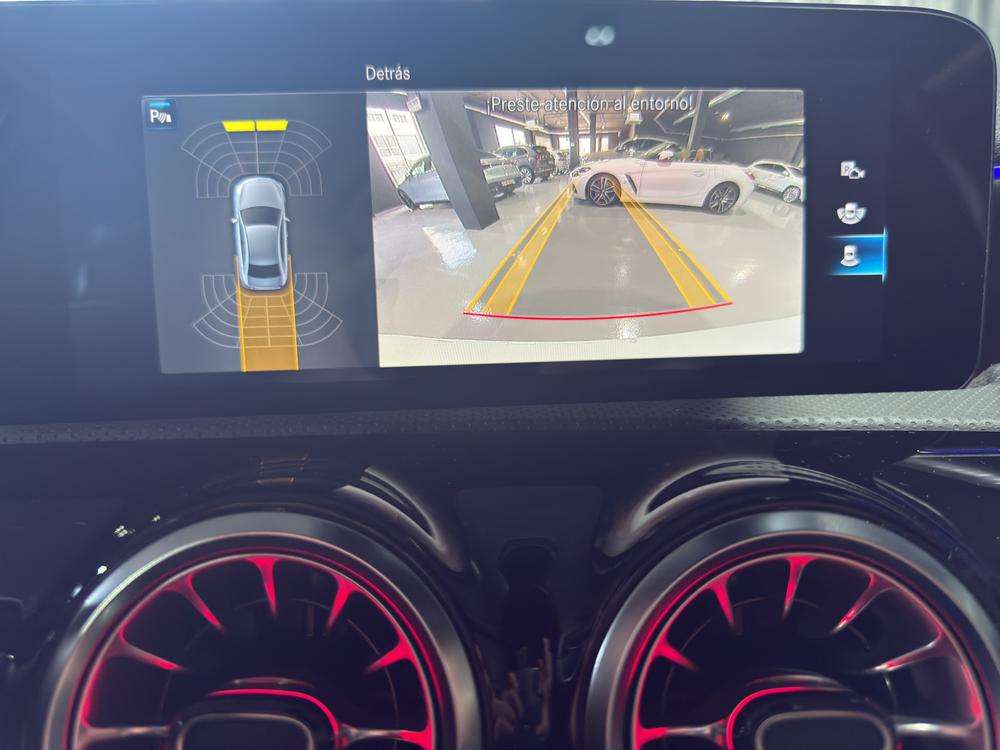 Mercedes-Benz Clase A Sedan 250e AMG 2022 blanco - foto 13