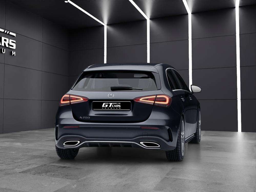 Mercedes-Benz Clase A 200 AMG 2022 negro - foto 4