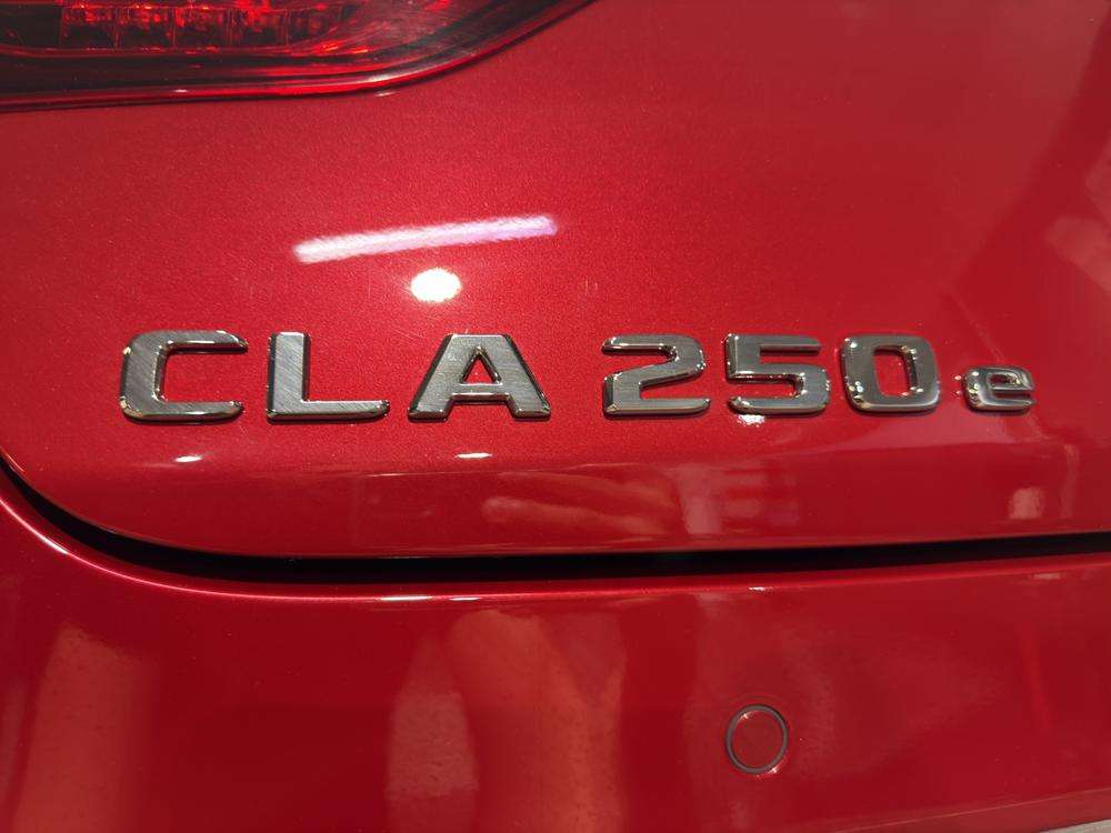 Mercedes-Benz CLA 250e AMG 2021 rojo patagonia - foto 7