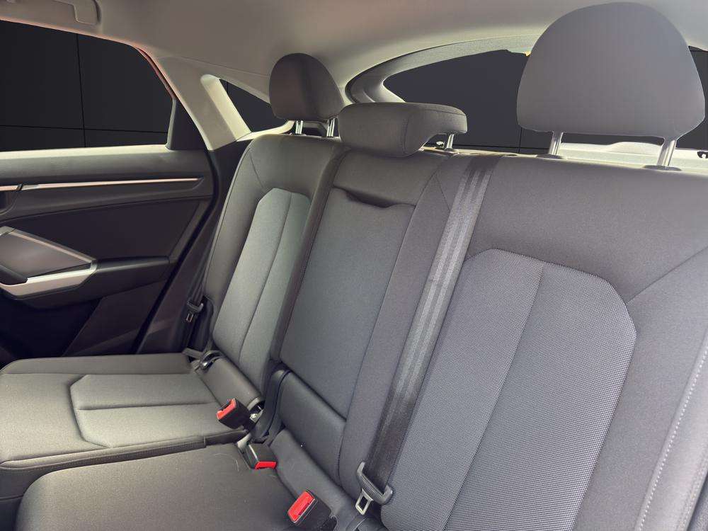Audi Q3 Sportback 35 TFSI 2021 blanco - foto 16