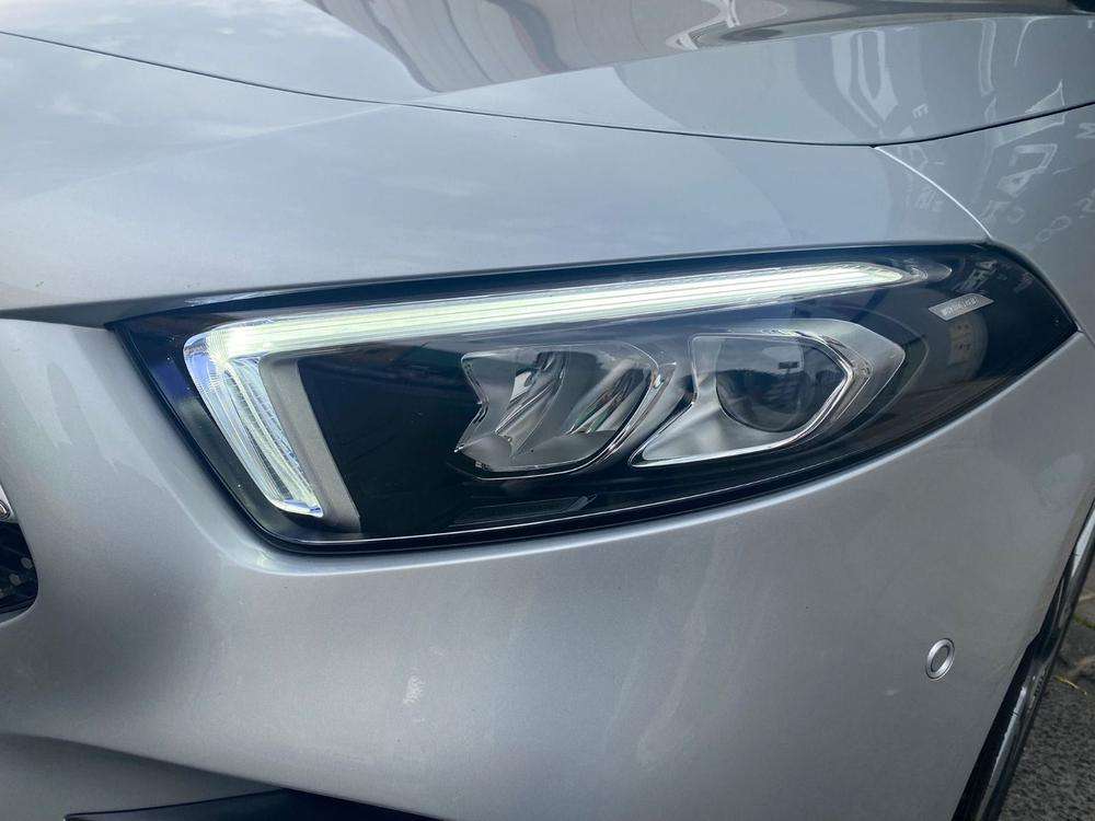 Mercedes-Benz Clase A 250e AMG 2022 plata - foto 5