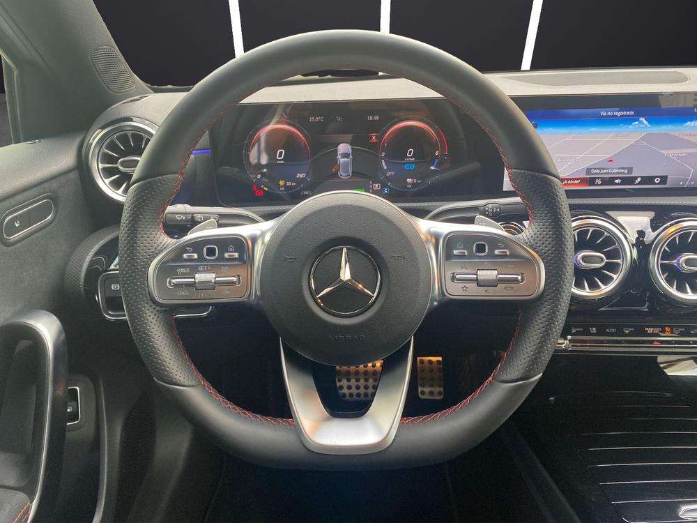 Mercedes-Benz Clase A 250e AMG 2022 plata - foto 9