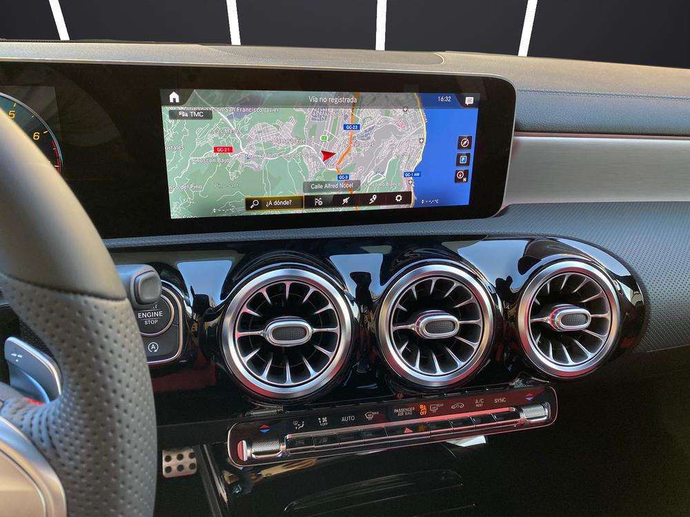 Mercedes-Benz Clase A 250e AMG 2022 plata - foto 12