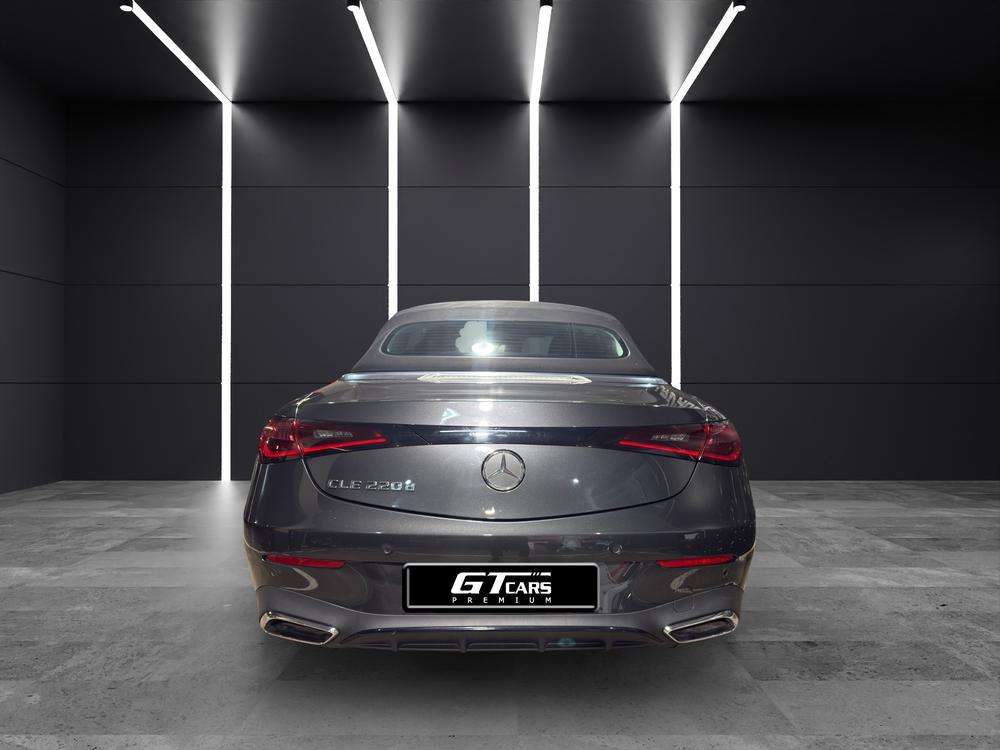 Mercedes-Benz CLE 220d AMG 2025 gris - foto 10