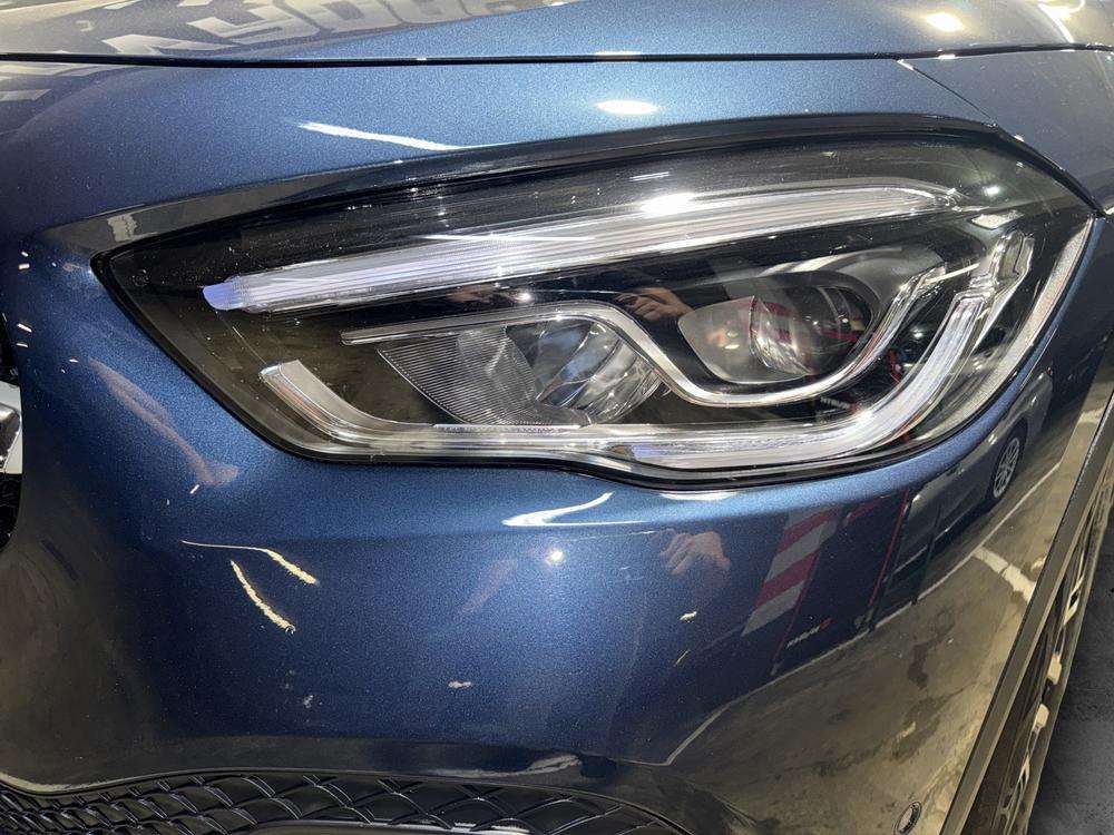 Mercedes-Benz GLA 250e Progressive 2021 azul denim - foto 6