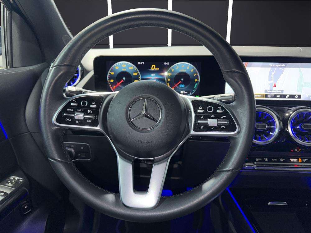 Mercedes-Benz GLA 250e Progressive 2021 azul denim - foto 11