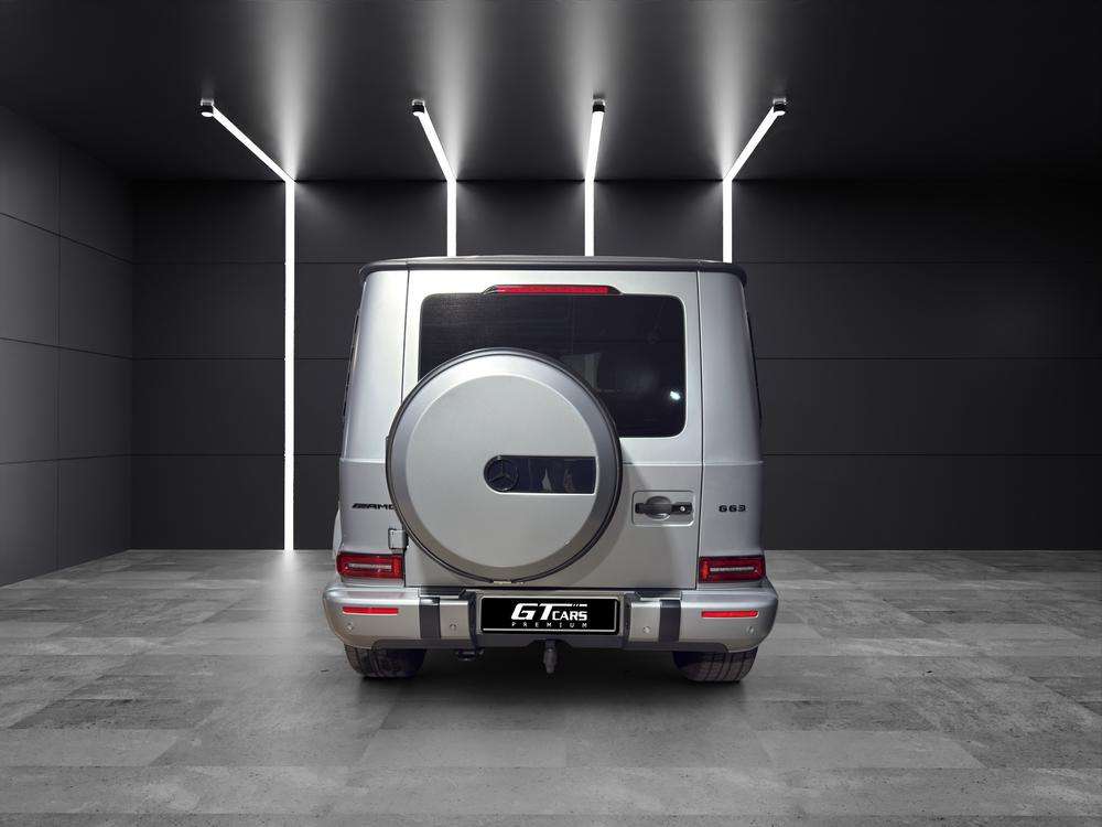 Mercedes-Benz Clase G 63 AMG 2023 gris - foto 4