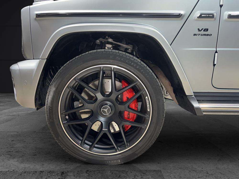 Mercedes-Benz Clase G 63 AMG 2023 gris - foto 7