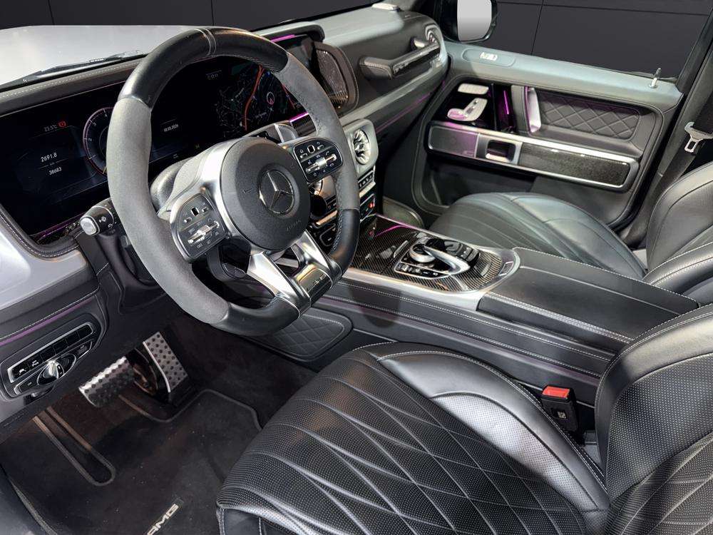 Mercedes-Benz Clase G 63 AMG 2023 gris - foto 9