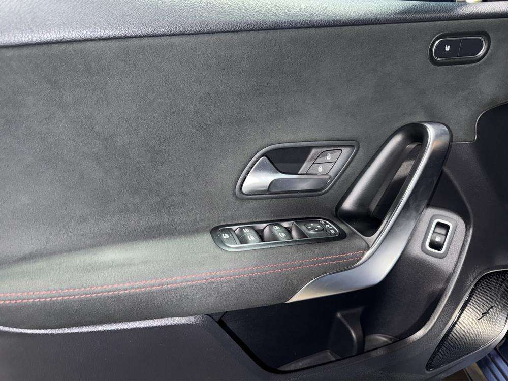 Mercedes-Benz Clase A Sedan 250e AMG 2021 azul - foto 15