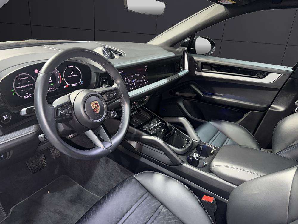 Porsche Cayenne Coupé E-Hybrid 2024 negro - foto 8