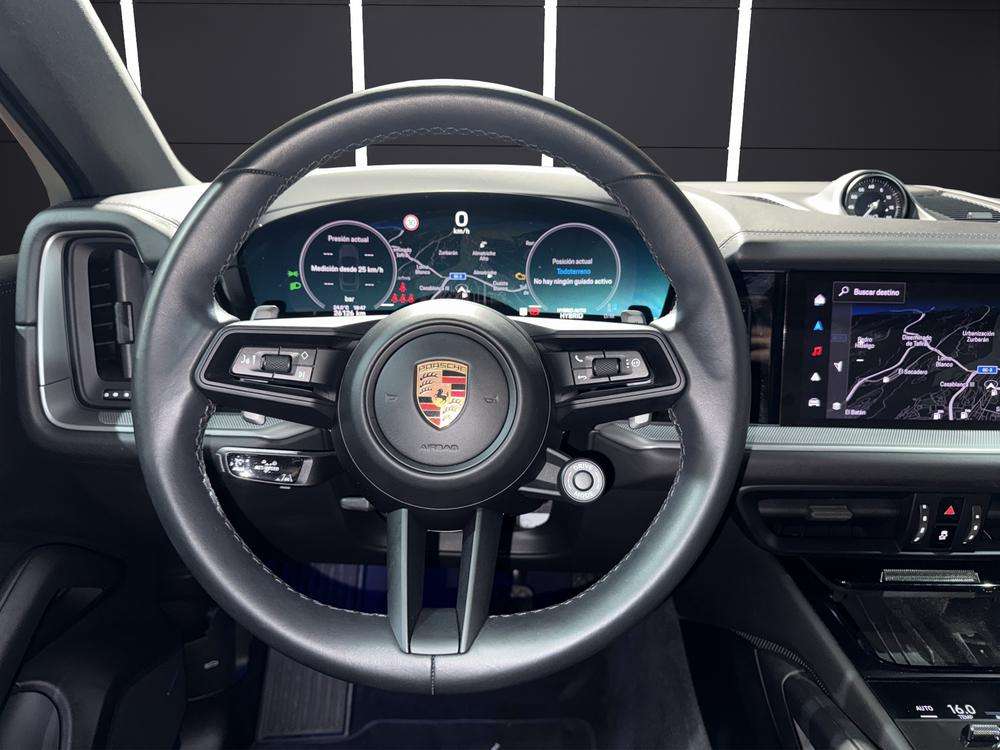 Porsche Cayenne Coupé E-Hybrid 2024 negro - foto 10
