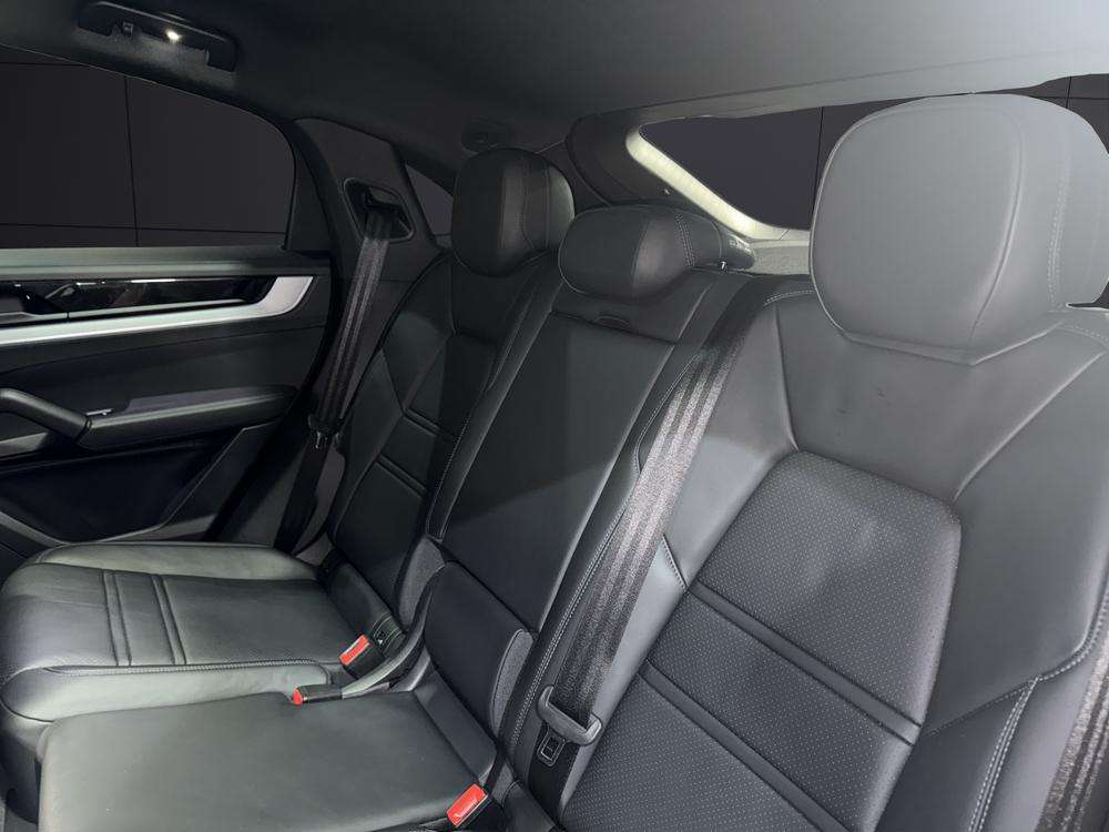Porsche Cayenne Coupé E-Hybrid 2024 negro - foto 15