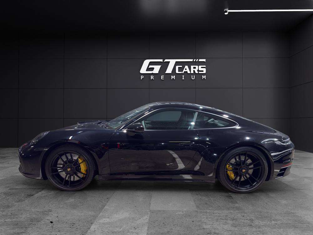 Porsche 911 GTS 2022 negro - foto 2