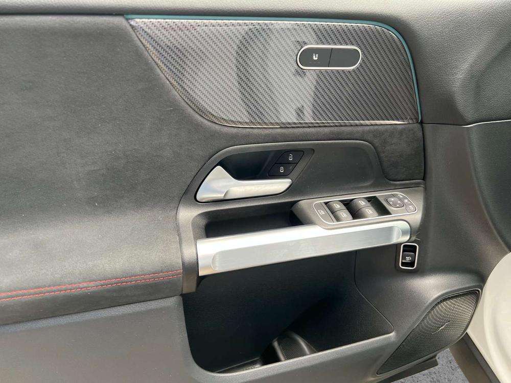 Mercedes-Benz GLB 200 AMG 2022 blanco - foto 13