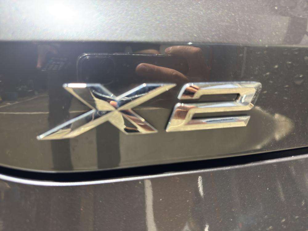 BMW X2 sDrive 16d 2020 gris - foto 8