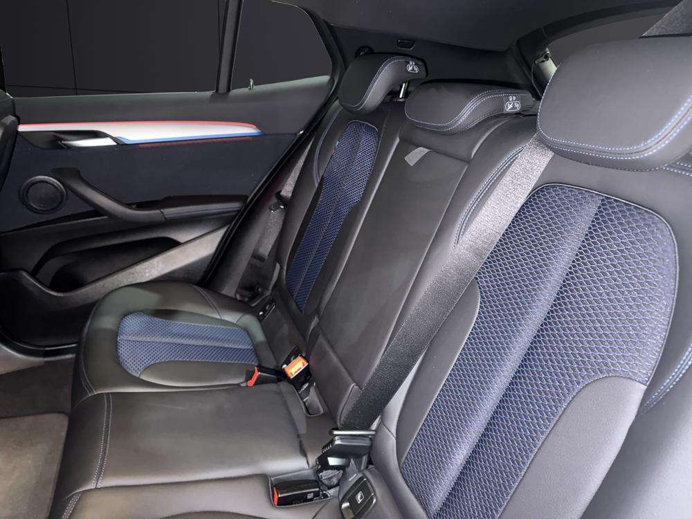 BMW X2 sDrive 16d 2020 gris - foto 15