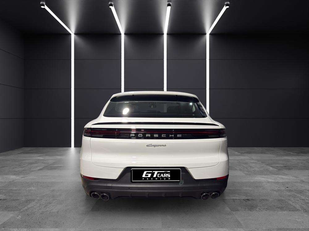 Porsche Cayenne Coupé E-Hybrid 2024 blanco - foto 5