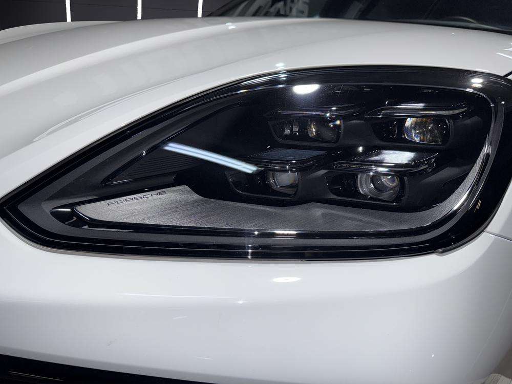 Porsche Cayenne Coupé E-Hybrid 2024 blanco - foto 6