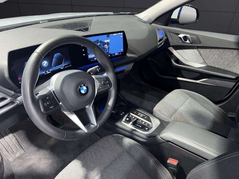 BMW Serie 1 120d 2025 gris - foto 9