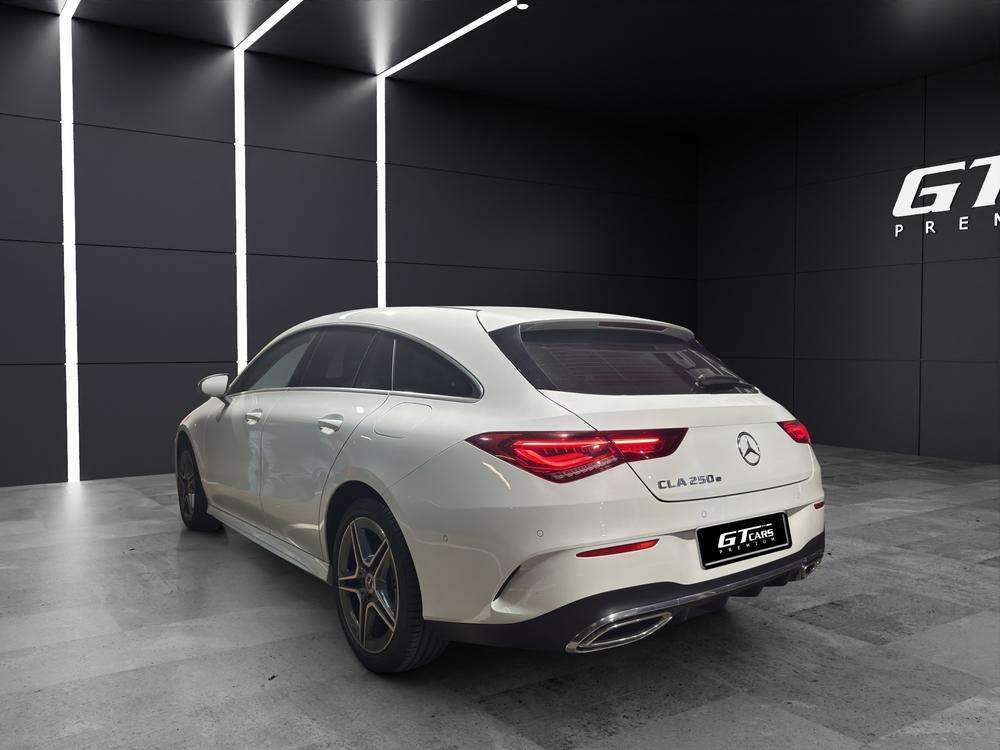 Mercedes-Benz CLA Shooting Brake 250e AMG 2021 blanco - foto 2