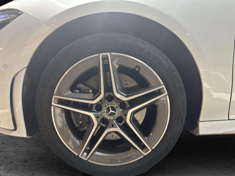 Mercedes-Benz CLA Shooting Brake 250e AMG 2021 blanco - foto 7